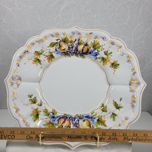 Vintage Italian Serving Platter Scallop Raised 13" White Floral Serving Plate - Picture 10 of 16
